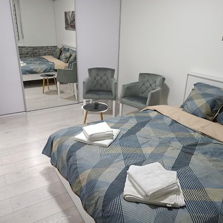 Savska - Apartment Sajmiste Екстер'єр фото